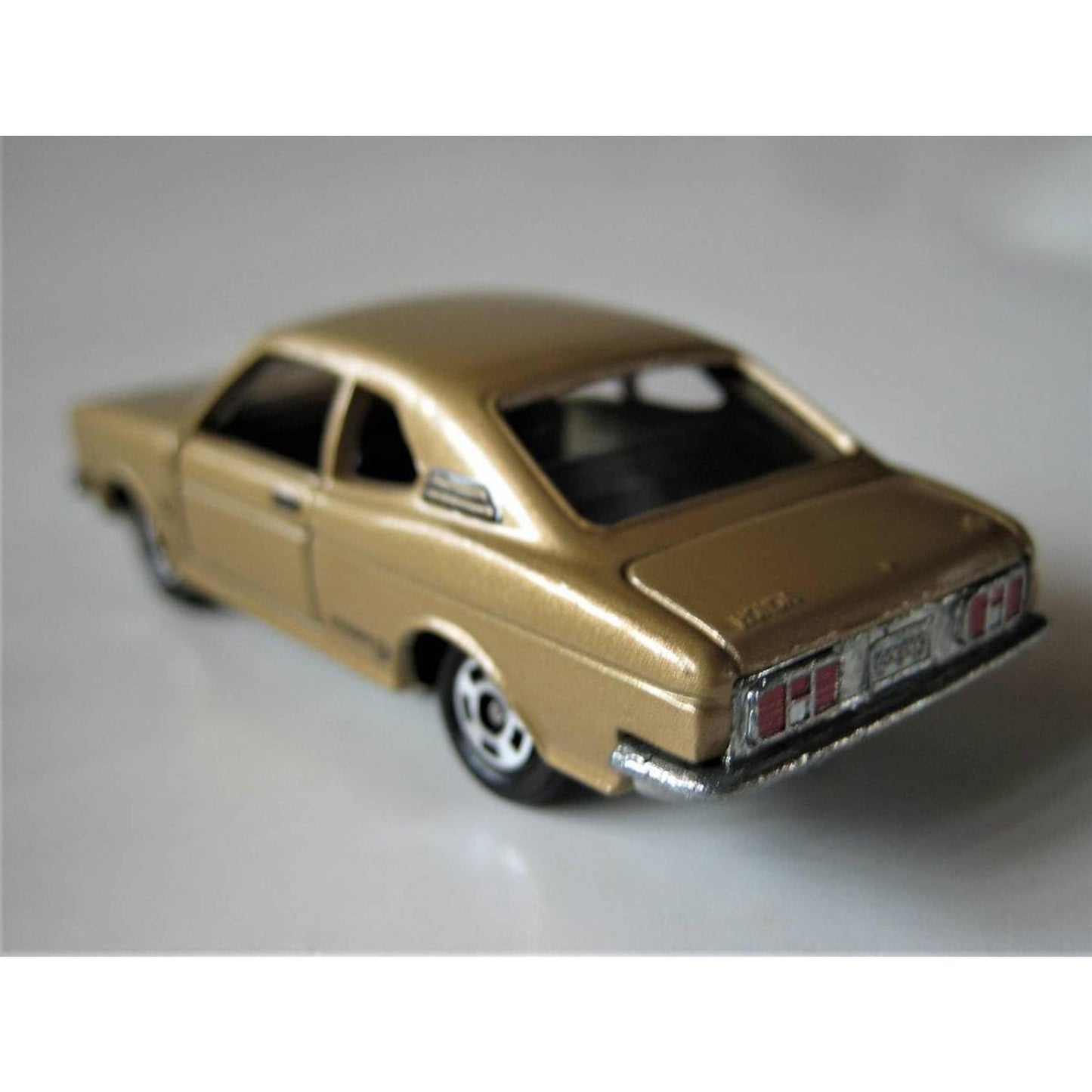 Honda 1300 Coupe "Japan" [Special Model]